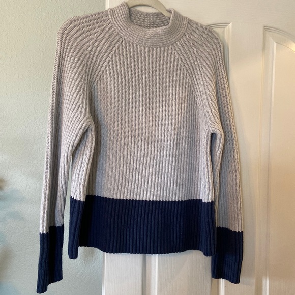 Banana Republic Sweaters - Banana Republic Color Block Sweater